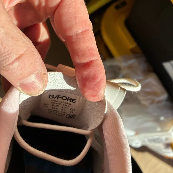 NWOT GFORE Gallivan2r Brogue Cap Toe Golf Shoes - Snow/Blush Size 7.5 - Picture 9 of 9